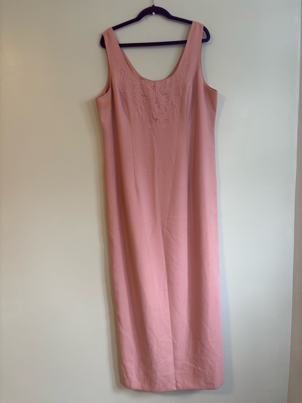 Lori Anne Sleeveless Pink Maxi Dress with Embroidered Scoop Neck Vintage vtg